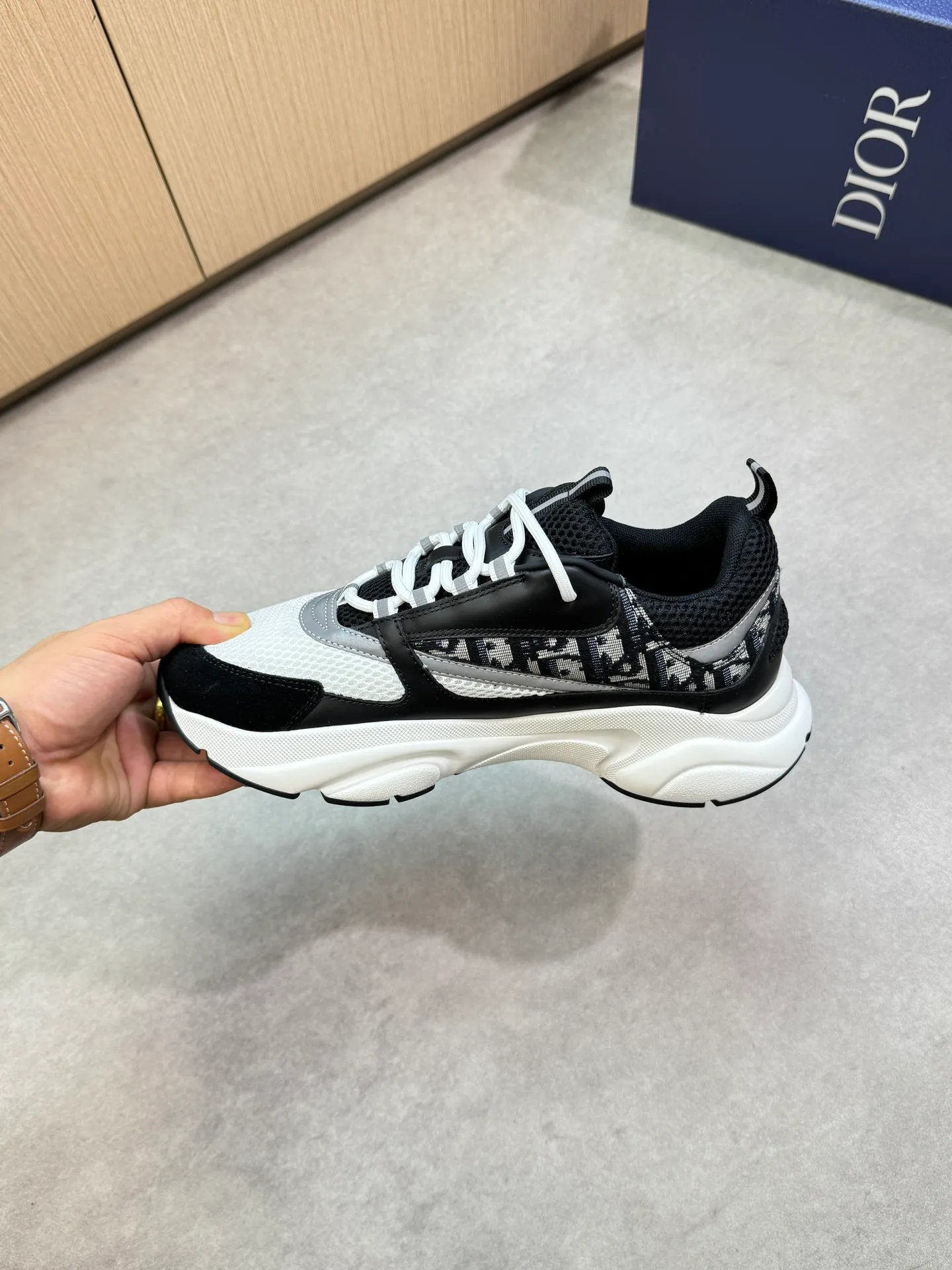 Factory price: 460💰[Dior] Dior - high-end quality original order 🔍🔍🔍 casual sports shoes - upper: 🔝 stone pattern calfskin, high silk mesh canvas, brand totem cloth, tongue and heel; reflective brand webbing - lining: brand canvas - original: ultra-light T men's shoes 💰U foam rubber; two-color molded outsole -Ultra-high quality control·Fine workmanship: highlighted (high-end·nobility·grade) -Size: 39-44 (38, 45, 46, 47, can be customized)·D9285